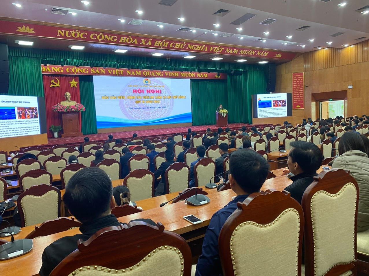 Hội nghị Báo cáo viên, cộng tác viên dư luận xã hội (mở rộng) quý IV năm 2023