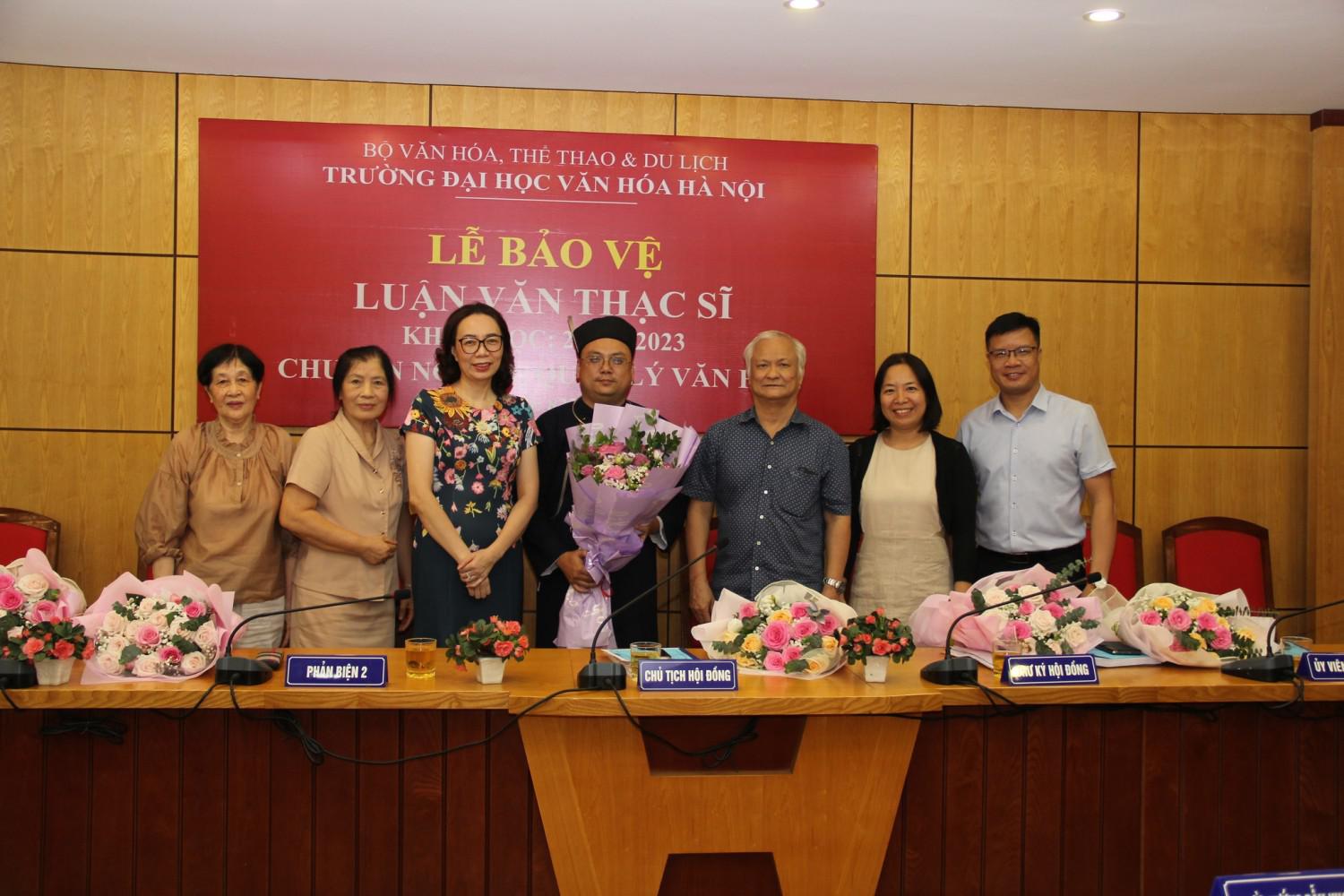 Trường CĐ VHNT Việt Bắc bổ sung thêm 01 tân Thạc sĩ