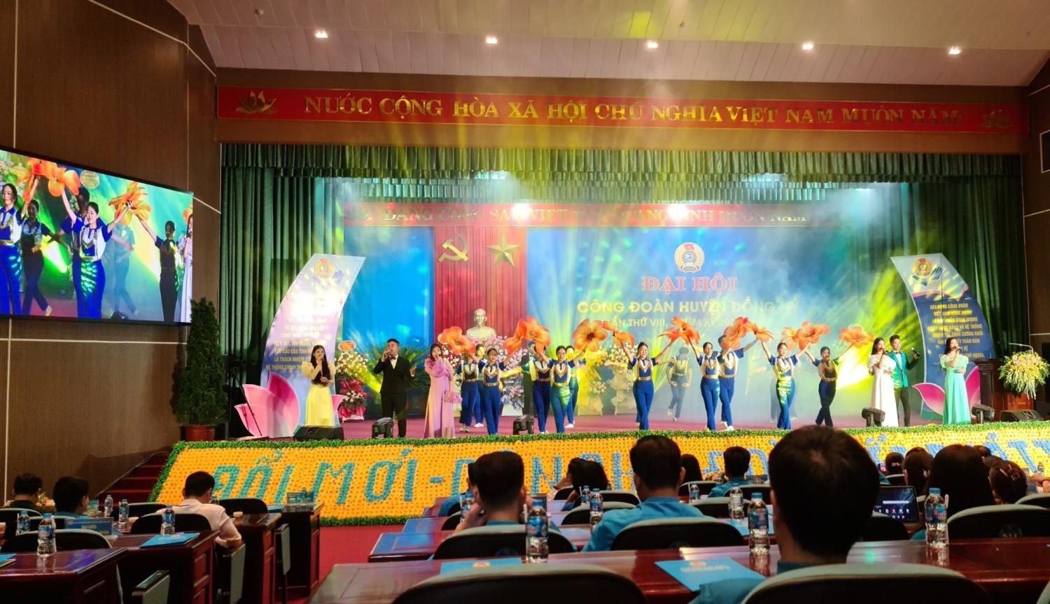 Đặc sắc chương trình văn nghệ phục vụ đại hội VIII công đoàn huyện Đồng Hỷ