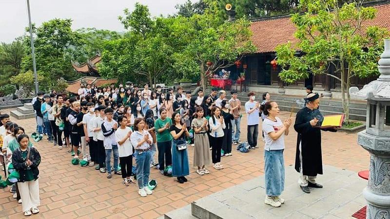 Khoa KTCB&CSN thực tế môn học “Hoạt động trải nghiệm và hướng nghiệp” tại Hải Dương và Quảng Ninh