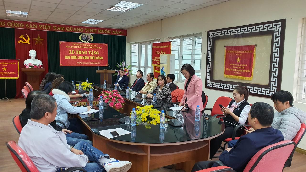 Chi bộ khối Văn phòng sinh hoạt thường kỳ tháng 2 năm 2023