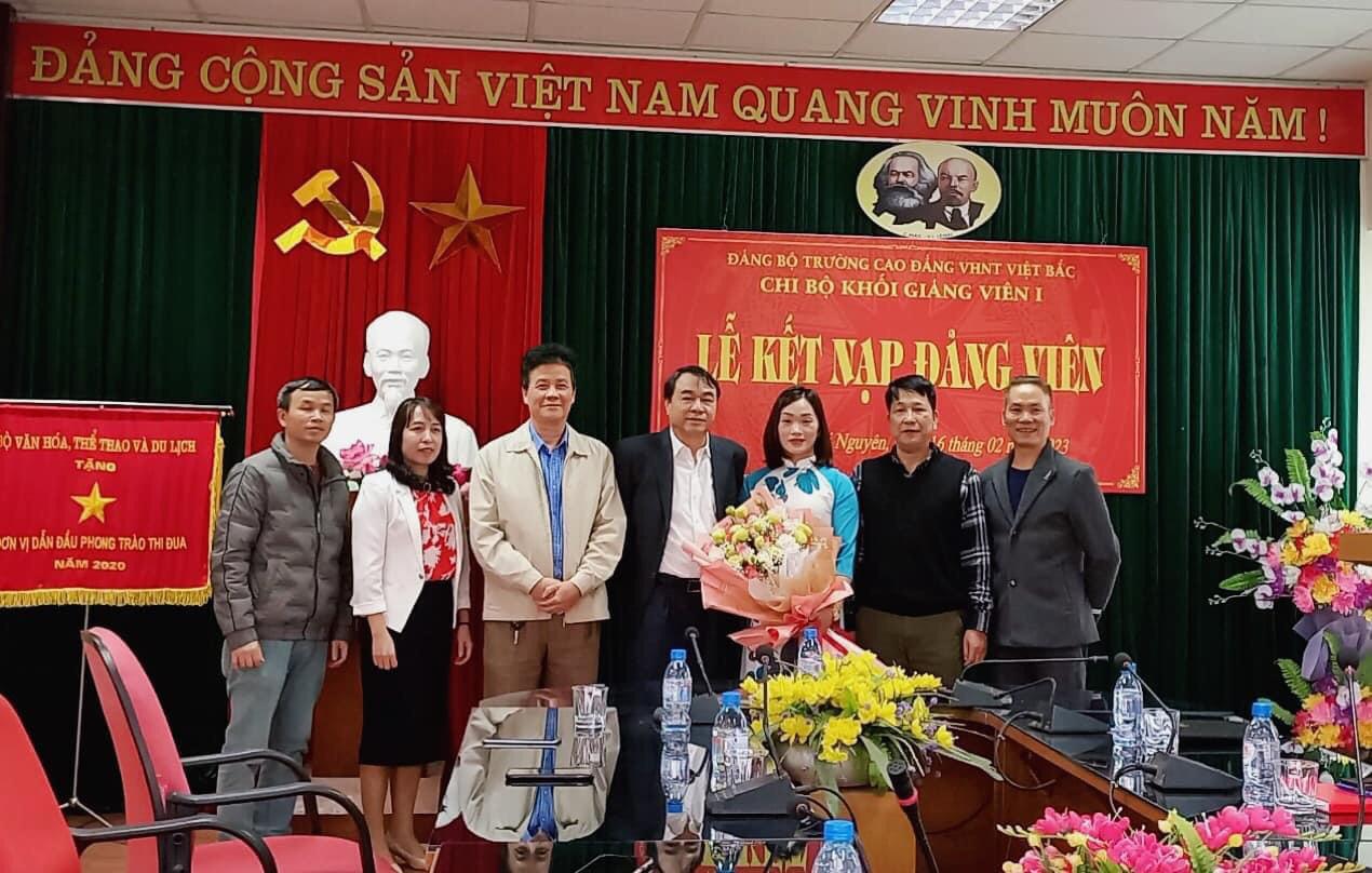 Chi bộ khối Giảng viên 1 Chú trọng công tác phát triển Đảng- tổ chức kết nạp đảng viên mới