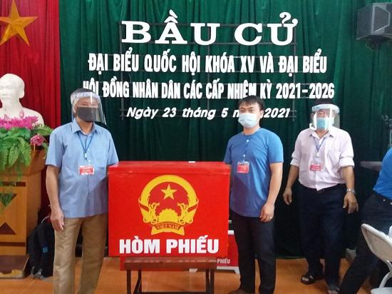 Trường CĐ VHNT Việt Bắc thực hiện tốt việc bầu cử năm 2021
