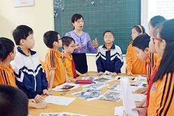 GIÁO DỤC DI SẢN: XIN ĐỪNG “ĐAO TO BÚA LỚN”