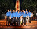 ĐOÀN TNCS HỒ CHÍ MINH TRƯỜNG CĐ VHNT VIỆT BẮC THẮP NẾN TRI ÂN CÁC ANH HÙNG LIỆT SĨ