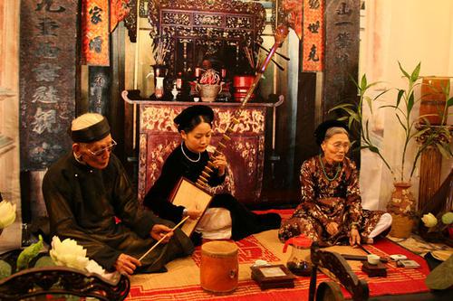 NGHỆ NHÂN CA TRÙ NGUYỄN THỊ CHÚC – MỘT ĐỜI ÂM THẦM TIẾNG PHÁCH