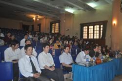 TRƯỜNG CĐ VHNT VIỆT BẮC : PHÁT ĐỘNG PHONG TRÀO THI ĐUA TRONG CNVCLĐ NĂM 2014