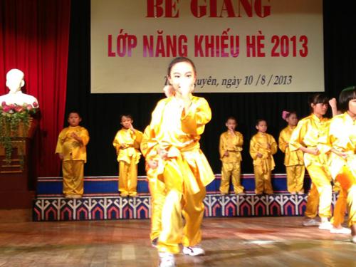 TIẾP TỤC TUYỂN SINH CÁC LỚP NĂNG KHIẾU CHO CÁC EM THIẾU NIÊN NHI ĐỒNG