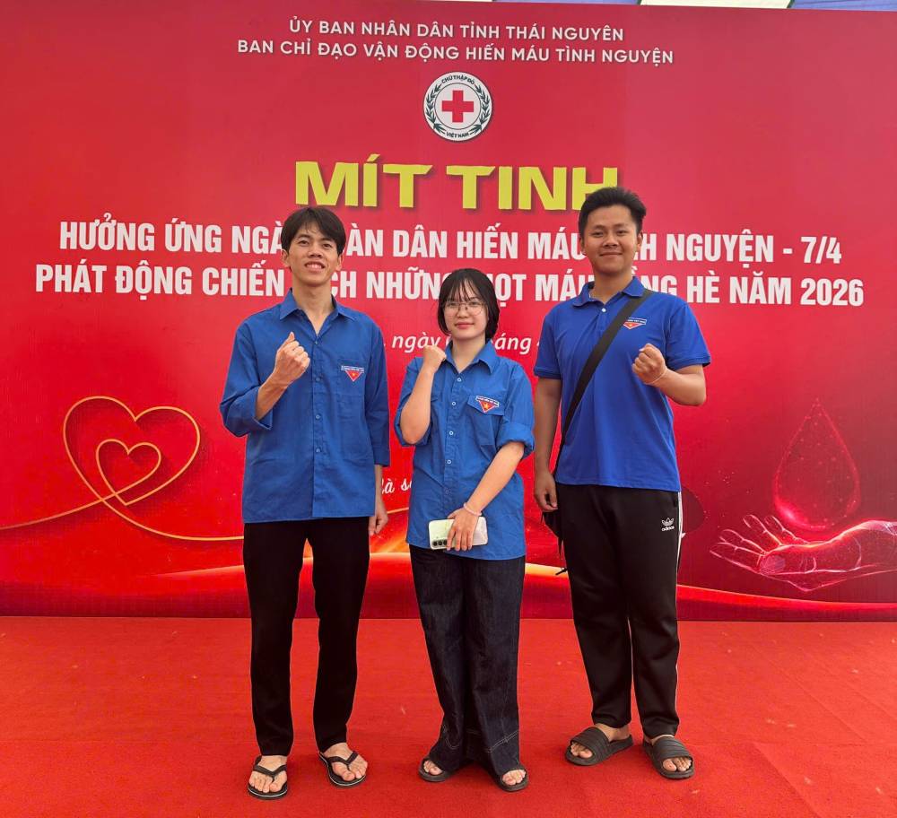 Tuổi trẻ Việt Bắc tích cực tham gia chiến dịch “Những giọt máu hồng Hè” 2026
