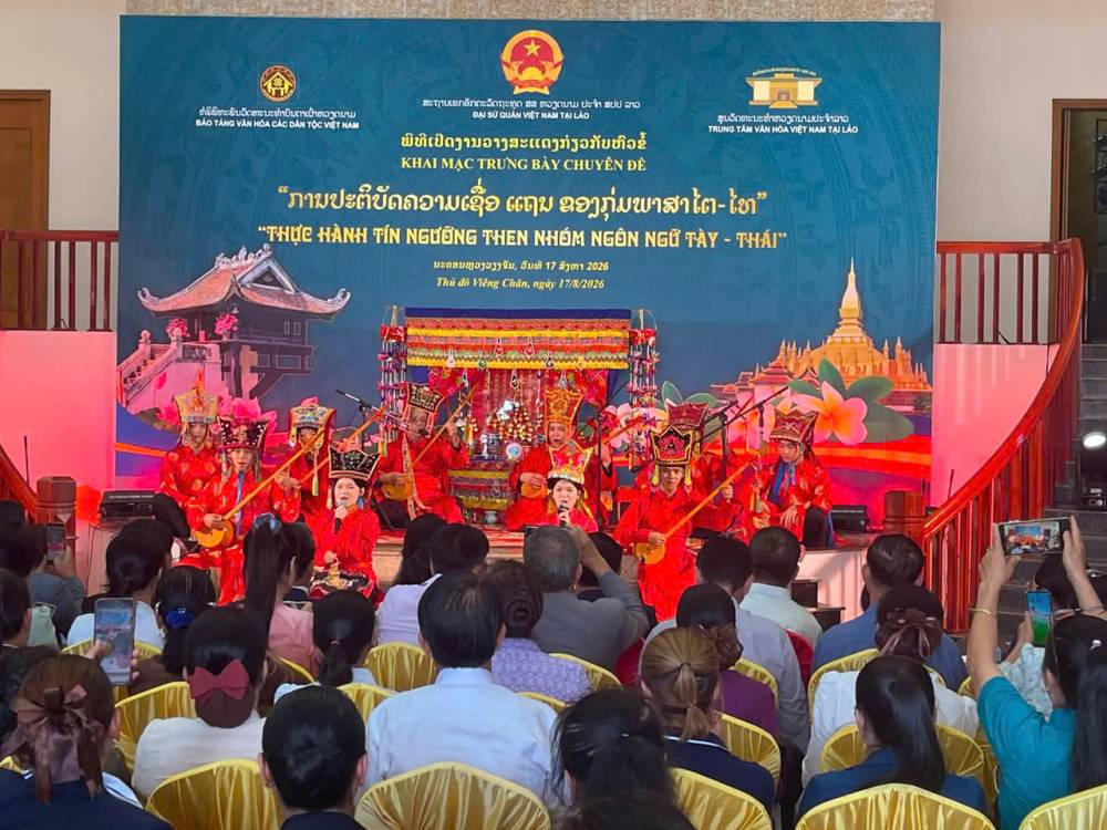 Lan tỏa di sản Then Việt Bắc, vun đắp tình hữu nghị Việt Nam – Lào