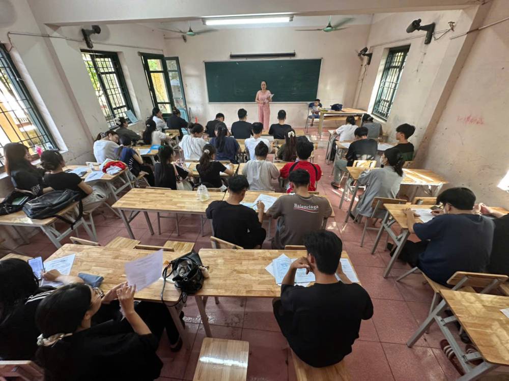 Khoa KTCB&CSN tích cực đồng hành cùng học sinh lớp 12 trước Kỳ thi tốt nghiệp THPT năm 2026