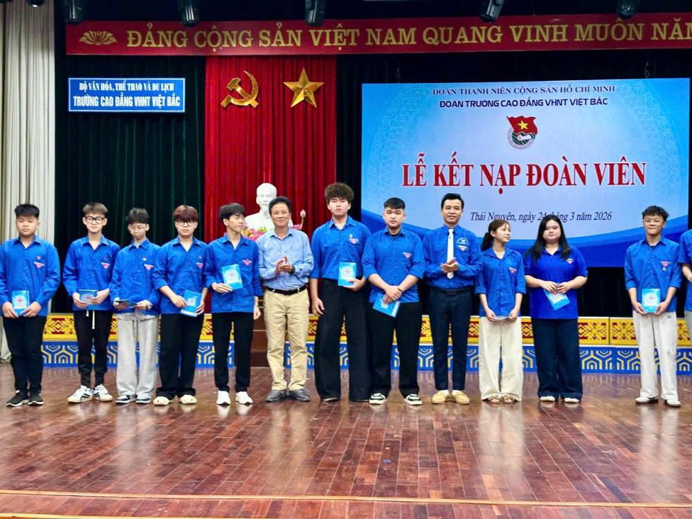 Long trọng tổ chức Lễ kết nạp 88 Đoàn viên mới nhân Tháng Thanh niên 2026