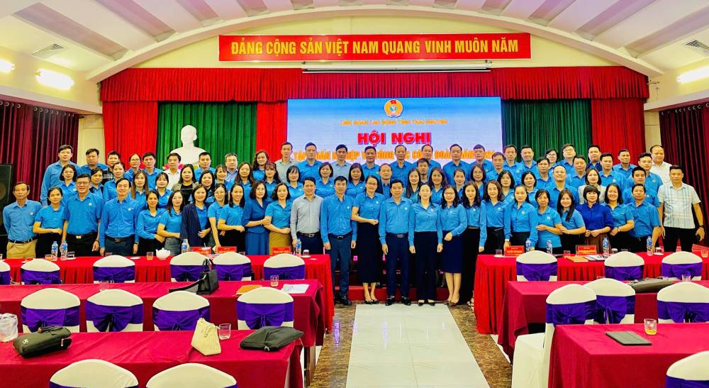 Trường CĐ VHNT Việt Bắc tham gia Tập huấn nghiệp vụ cho cán bộ công đoàn Thái Nguyên năm 2024
