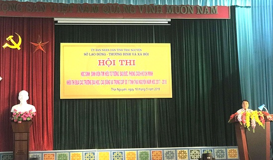 32880555_1074718789371373_1442602527437619200_n