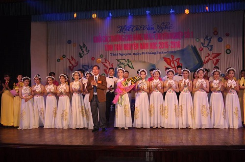 anhtohoidienkhoitruong2