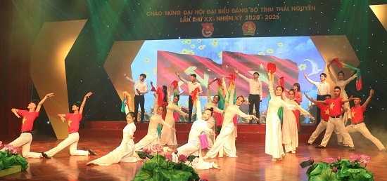 bieu20dien20van20nghe20chao20mung20tuyen20duong20320tot20cap20tinh201