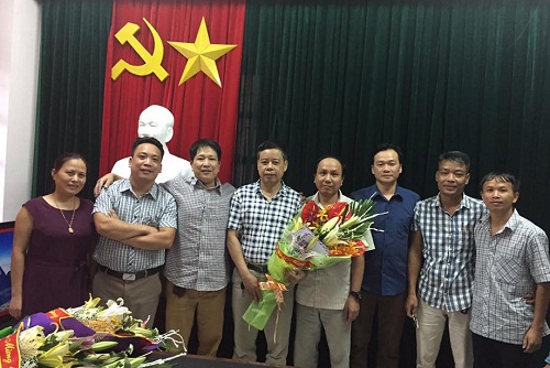 chia20tay20chu20huy20nghi20huu20201720-204