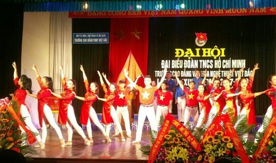 dai20hoi20dai20bieu20doan20tncshcm20cdvhntvb20van20nghe20chao20mung202