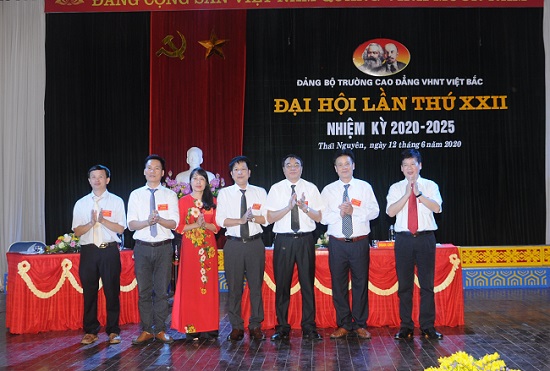 dai20hoi20dang20bo20lan20thu20222020-25203