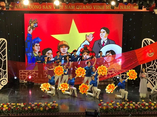 doan20tham20gia20bieu20dien20bai20ca20khong20quen204