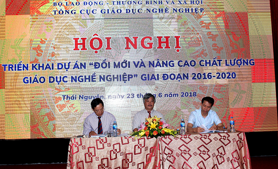 hoi20nghi20tn20003