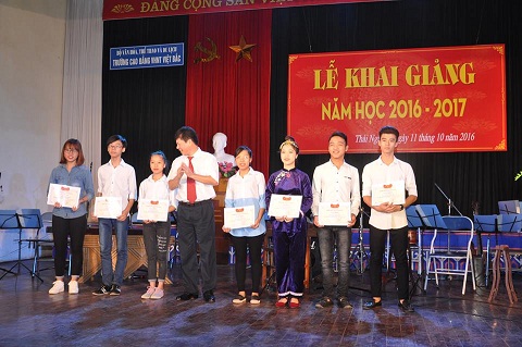 khai20giang20nam20hoc207