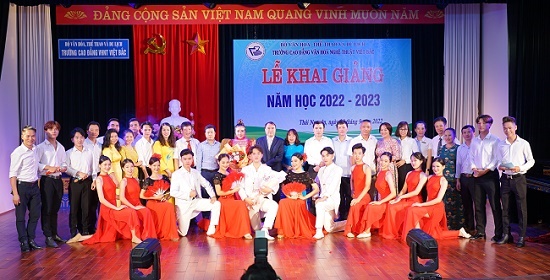 khai20giang20nam20hoc20moi20202022203