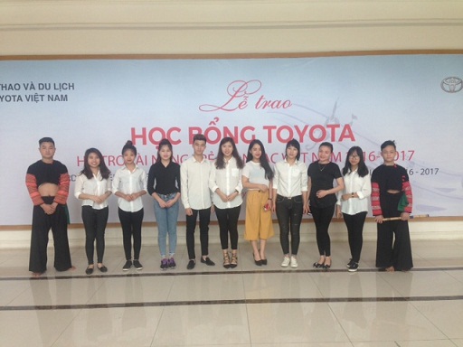 nhan20hoc20bong20toyota202017203