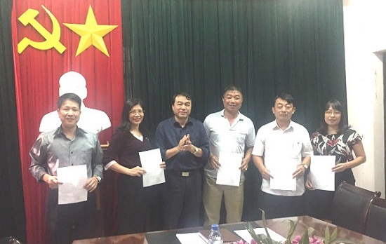 quyet20dinh20bo20nhiem20lai20can20bo205-11-2018201201